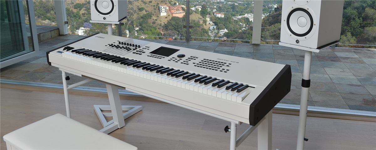 Piano yamaha store motif xf8